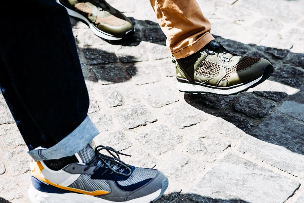 รองเท้าเดินป่า