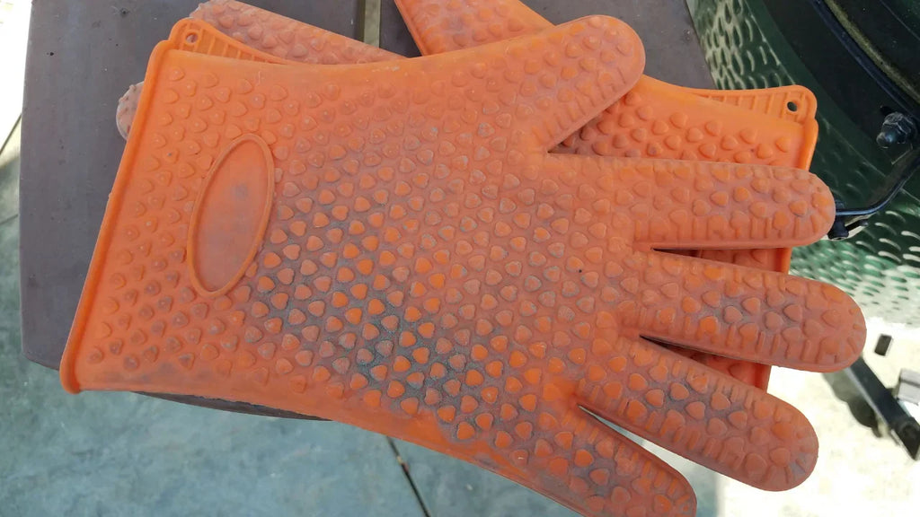 งานกระจก/อลูมิเนียม/สแตนเลส ควรเลือกถุงมือกันบาดแบบไหนไม่ลื่น