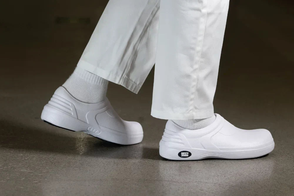 รองเท้าพยาบาล